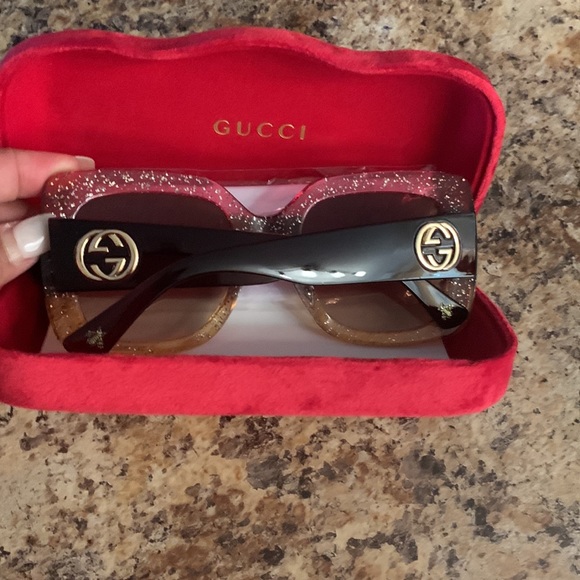 Gucci Glasses Pink, Orange, and Brown with Gucci symbols on left & right - Picture 6 of 8